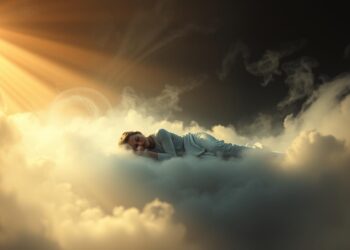 Lucid dreaming and awakening experiences